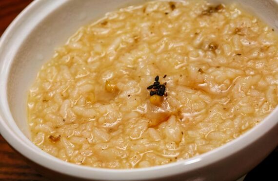 コリコリとした食感を楽しめる高級お粥を通販で | 美味しいあわびをお届けする下関のナンスイ株式会社